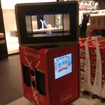 McDonald's Vélizy 2 animation hologramme - Focus Shopper