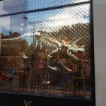 Vuitton Champs Elysées vitrine - Focus Shopper