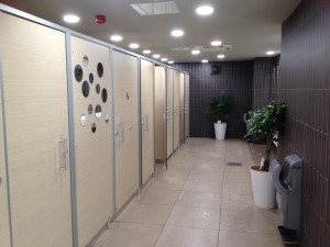 toilettes aire de la Chaponne - Focus Shopper